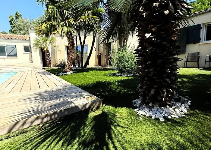 Chez Tom Et Nina * Лагор